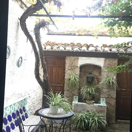 Patio *